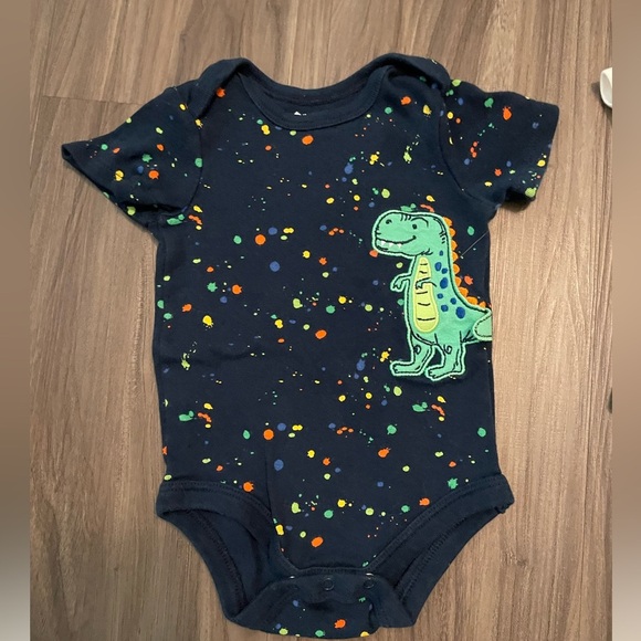 Assorted baby boy 5 piece short sleeve Onesies bundle size 0-3 months - Picture 5 of 8